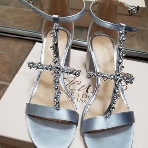 Jewel Badgley Mischka Size 6.5